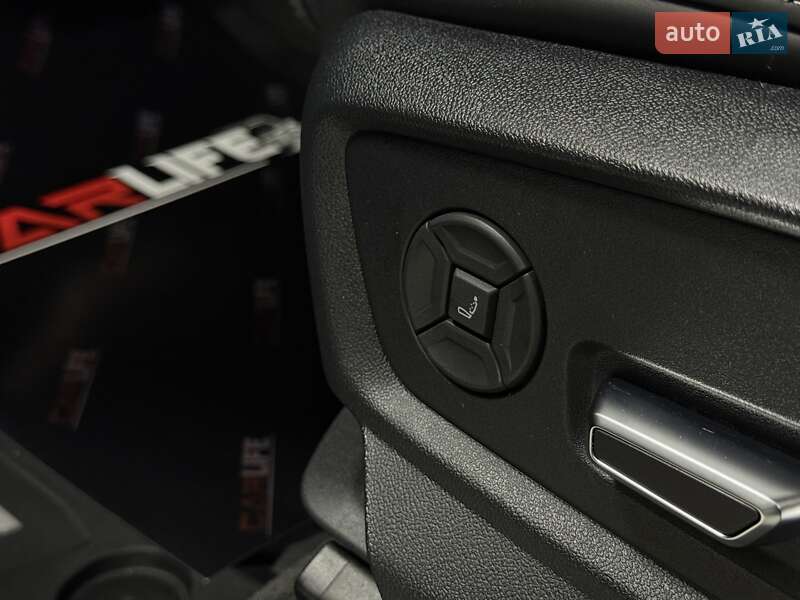 Внедорожник / Кроссовер Audi SQ7 2024 в Тернополе