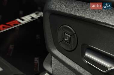 Внедорожник / Кроссовер Audi SQ7 2024 в 