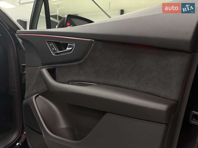 Внедорожник / Кроссовер Audi SQ7 2024 в Тернополе