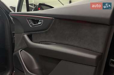 Внедорожник / Кроссовер Audi SQ7 2024 в 