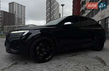 Внедорожник / Кроссовер Audi SQ7 2024 в 