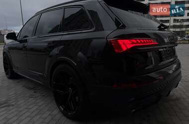 Внедорожник / Кроссовер Audi SQ7 2024 в 