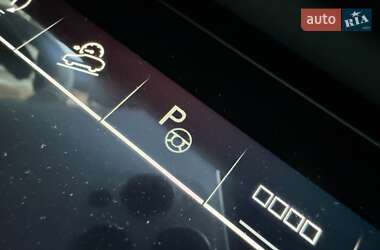 Внедорожник / Кроссовер Audi SQ7 2024 в 