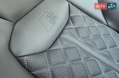 Внедорожник / Кроссовер Audi SQ7 2024 в 