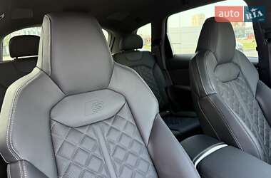 Внедорожник / Кроссовер Audi SQ7 2024 в 