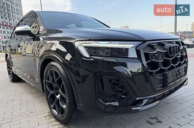 Внедорожник / Кроссовер Audi SQ7 2024 в 