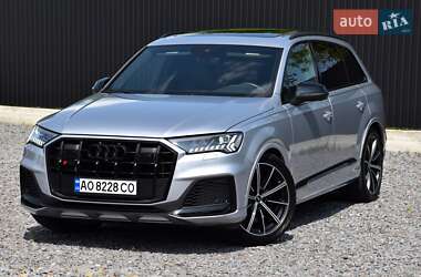 Внедорожник / Кроссовер Audi SQ7 2020 в 