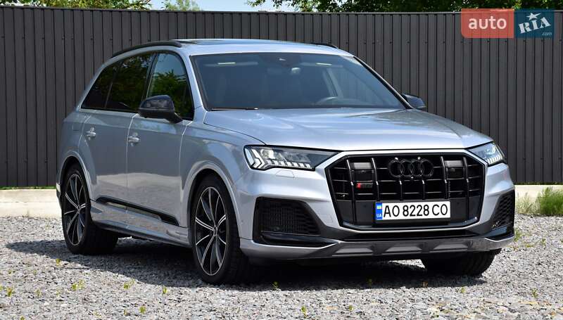 Внедорожник / Кроссовер Audi SQ7 2020 в Дрогобыче