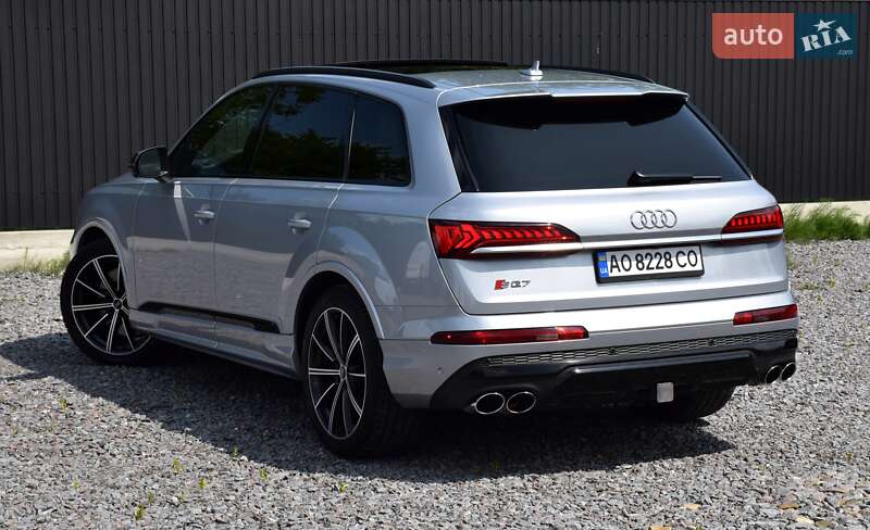 Внедорожник / Кроссовер Audi SQ7 2020 в Дрогобыче