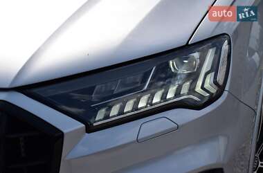 Внедорожник / Кроссовер Audi SQ7 2020 в 