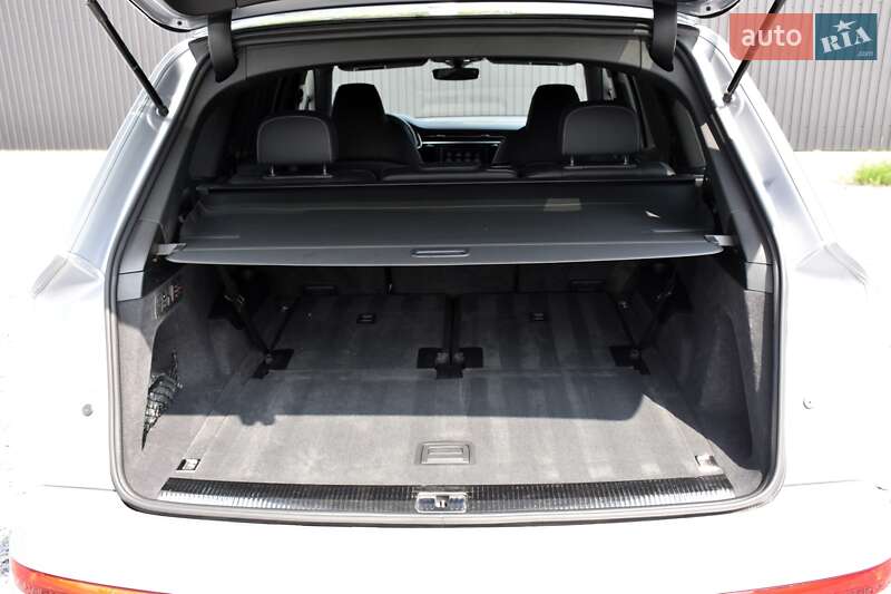 Внедорожник / Кроссовер Audi SQ7 2020 в Дрогобыче