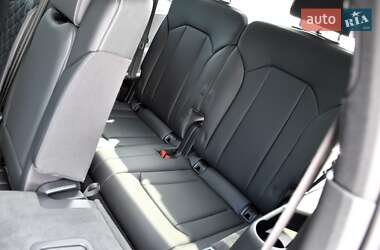 Внедорожник / Кроссовер Audi SQ7 2020 в 