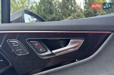 Внедорожник / Кроссовер Audi SQ7 2024 в 
