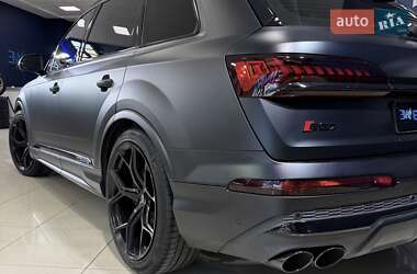Позашляховик / Кросовер Audi SQ7 2020 в 
