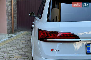 Внедорожник / Кроссовер Audi SQ7 2020 в 