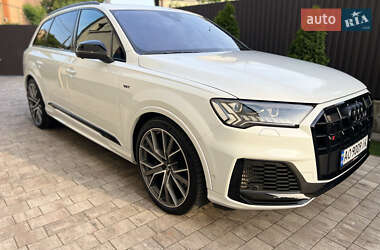 Внедорожник / Кроссовер Audi SQ7 2020 в 