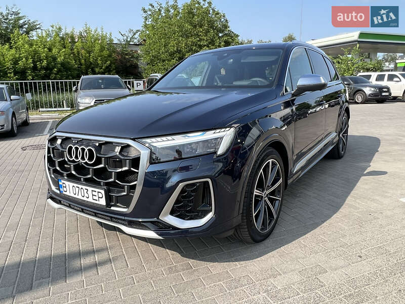 Внедорожник / Кроссовер Audi SQ7 2024 в 