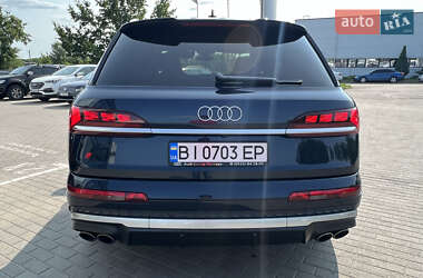 Внедорожник / Кроссовер Audi SQ7 2024 в 