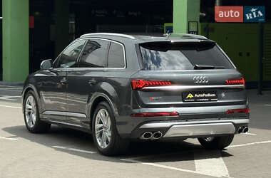 Внедорожник / Кроссовер Audi SQ7 2021 в 
