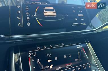 Внедорожник / Кроссовер Audi SQ7 2022 в 