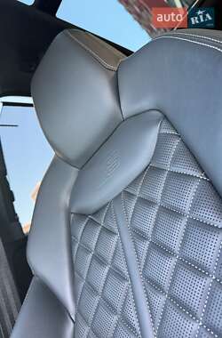 Внедорожник / Кроссовер Audi SQ7 2022 в 