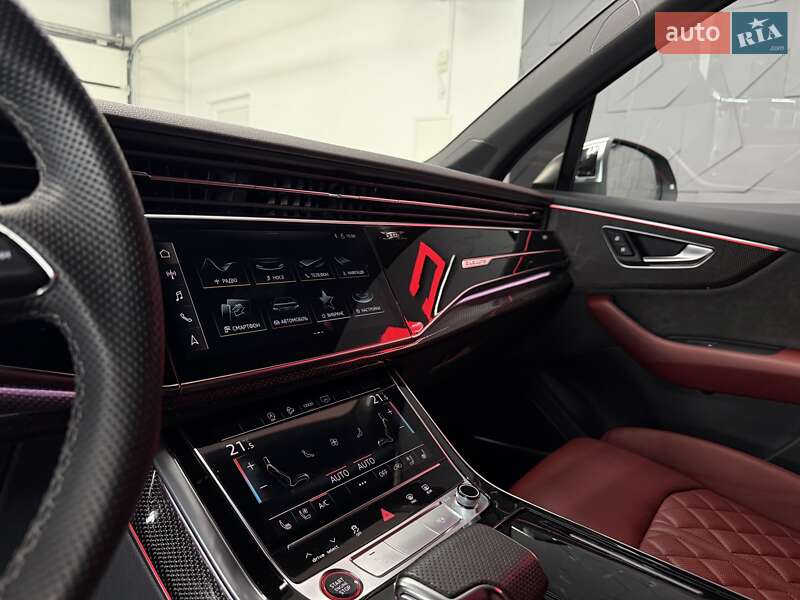 Внедорожник / Кроссовер Audi SQ7 2021 в Тернополе