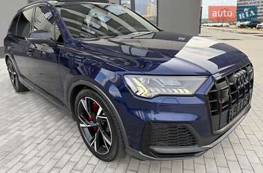 Внедорожник / Кроссовер Audi SQ7 2022 в 