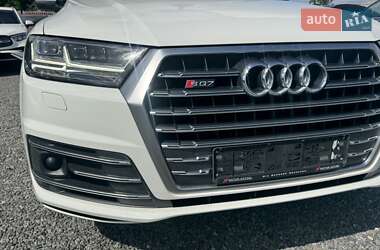 Внедорожник / Кроссовер Audi SQ7 2017 в 