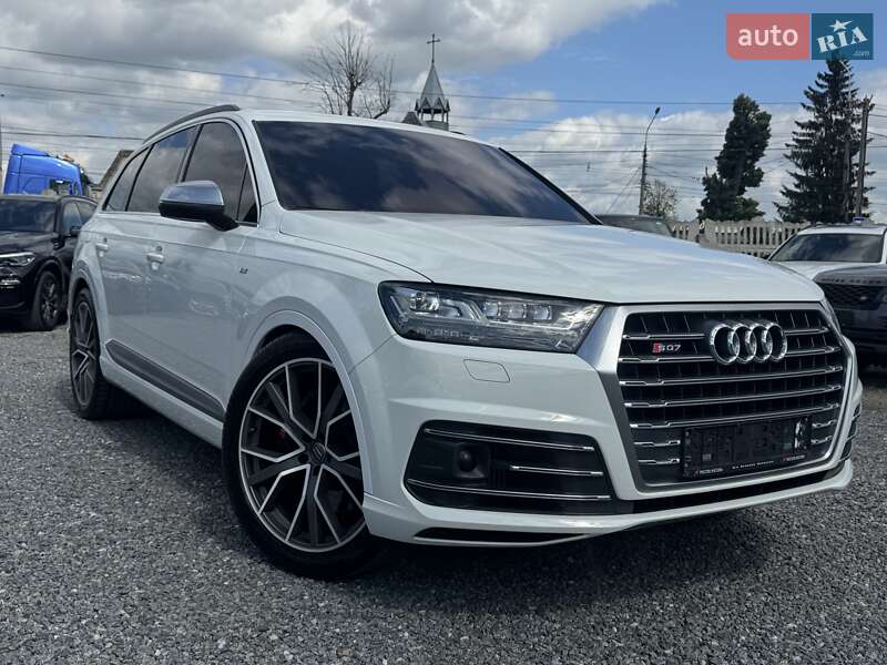 Внедорожник / Кроссовер Audi SQ7 2017 в Тернополе