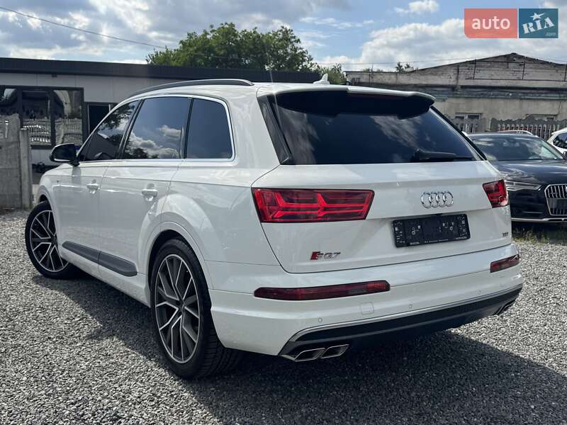 Внедорожник / Кроссовер Audi SQ7 2017 в Тернополе