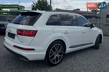 Внедорожник / Кроссовер Audi SQ7 2017 в 