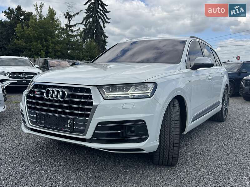 Внедорожник / Кроссовер Audi SQ7 2017 в Тернополе