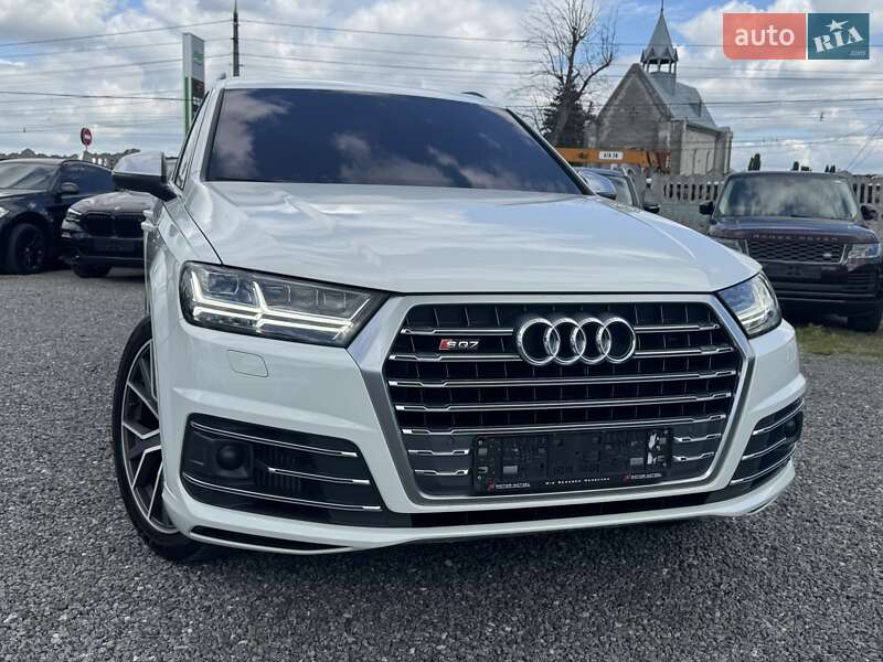 Внедорожник / Кроссовер Audi SQ7 2017 в Тернополе