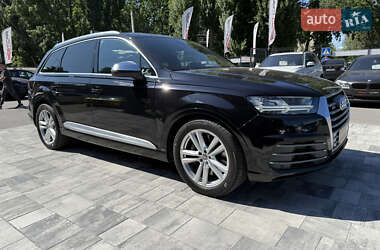 Позашляховик / Кросовер Audi SQ7 2019 в 