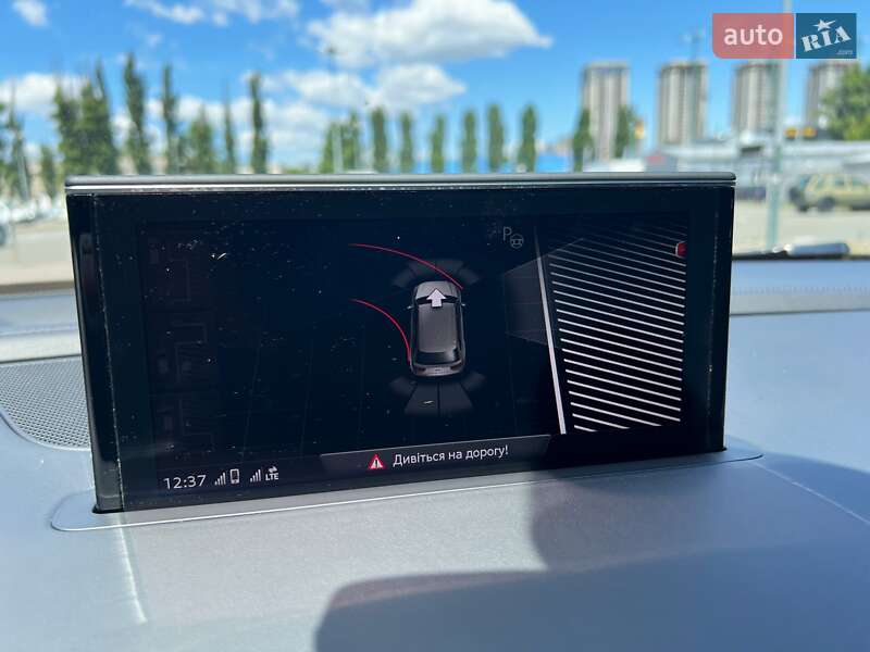 Внедорожник / Кроссовер Audi SQ7 2017 в Киеве