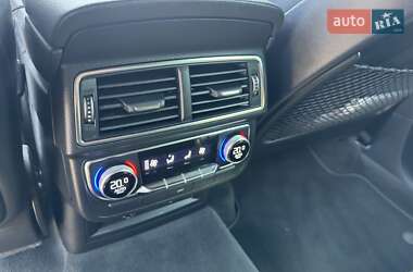 Внедорожник / Кроссовер Audi SQ7 2017 в 
