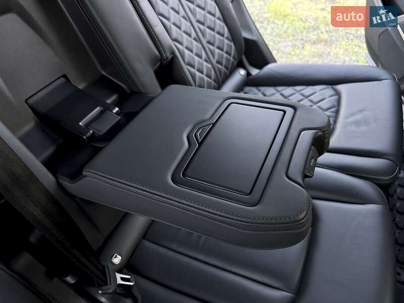 Внедорожник / Кроссовер Audi SQ7 2020 в Луцке