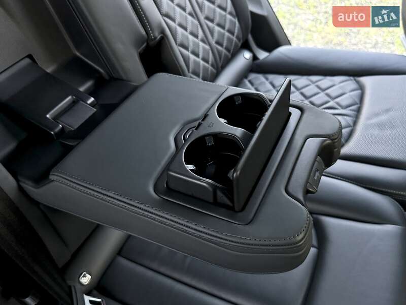 Внедорожник / Кроссовер Audi SQ7 2020 в Луцке