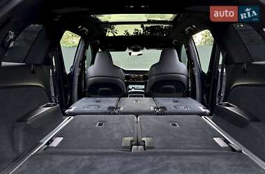 Позашляховик / Кросовер Audi SQ7 2020 в 