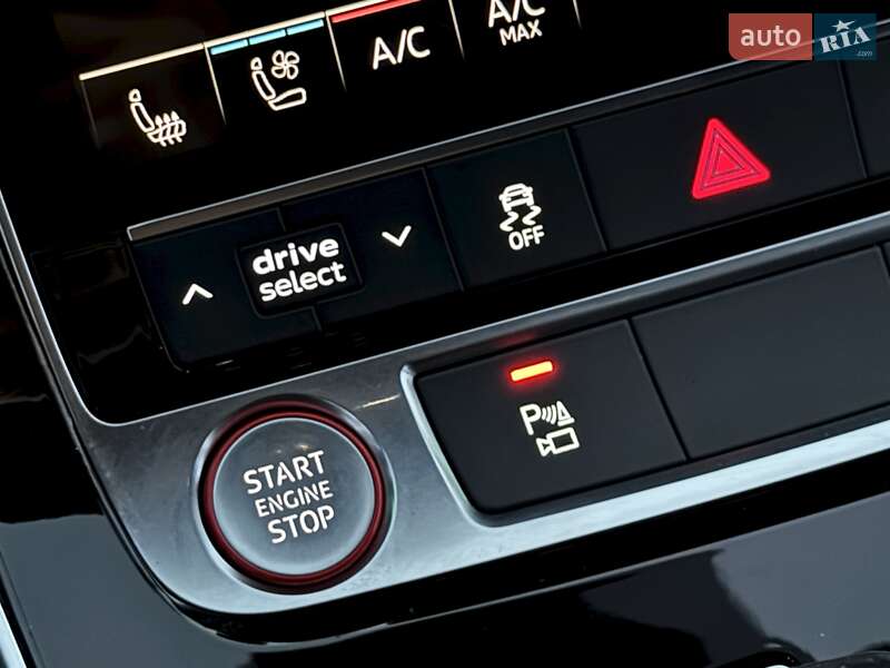 Внедорожник / Кроссовер Audi SQ7 2020 в Луцке