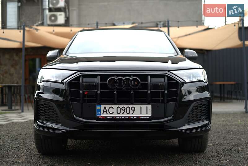 Внедорожник / Кроссовер Audi SQ7 2021 в Луцке