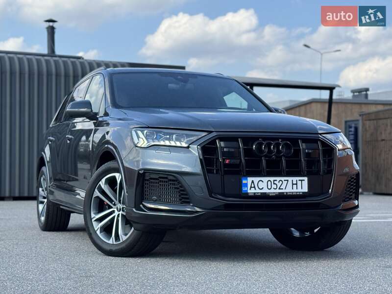 Внедорожник / Кроссовер Audi SQ7 2023 в Киеве