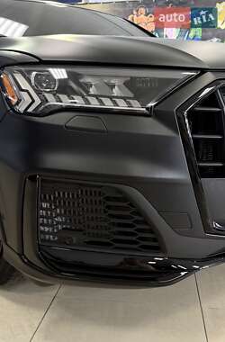 Внедорожник / Кроссовер Audi SQ7 2020 в 