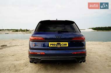 Внедорожник / Кроссовер Audi SQ7 2020 в 