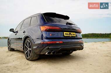 Внедорожник / Кроссовер Audi SQ7 2020 в 