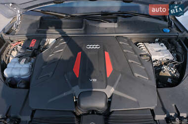 Внедорожник / Кроссовер Audi SQ7 2020 в 