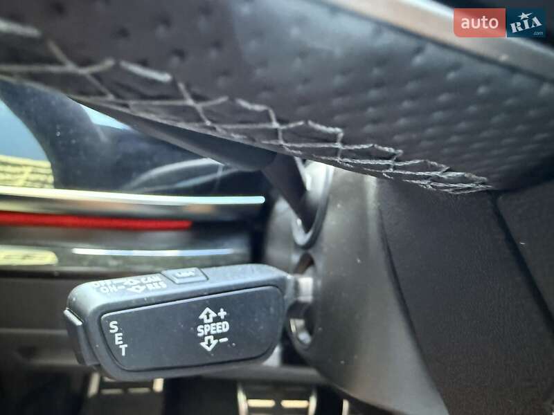 Внедорожник / Кроссовер Audi SQ7 2022 в Киеве