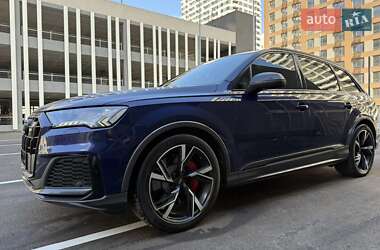 Внедорожник / Кроссовер Audi SQ7 2022 в 