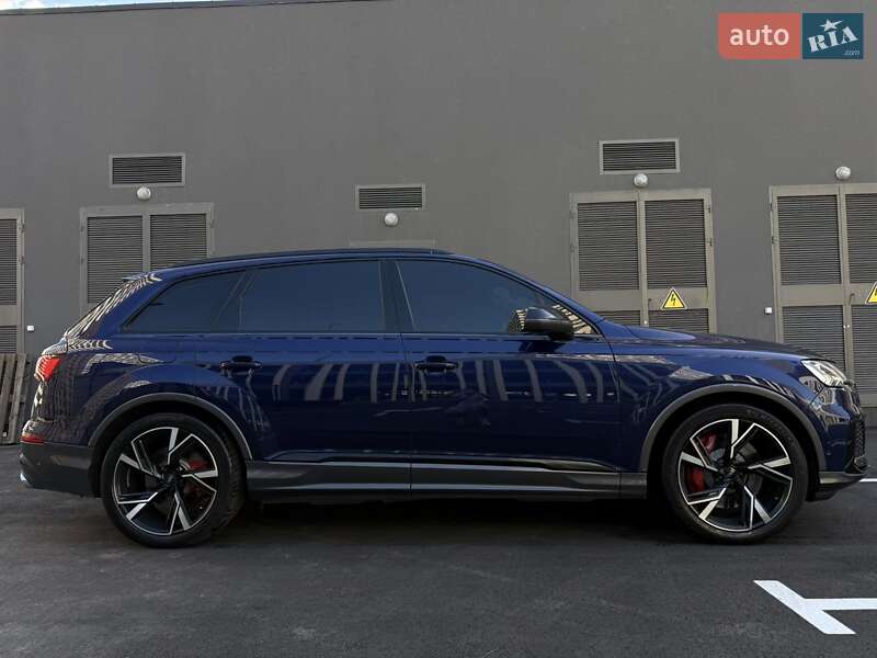 Внедорожник / Кроссовер Audi SQ7 2022 в Киеве