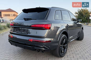 Внедорожник / Кроссовер Audi SQ7 2024 в 